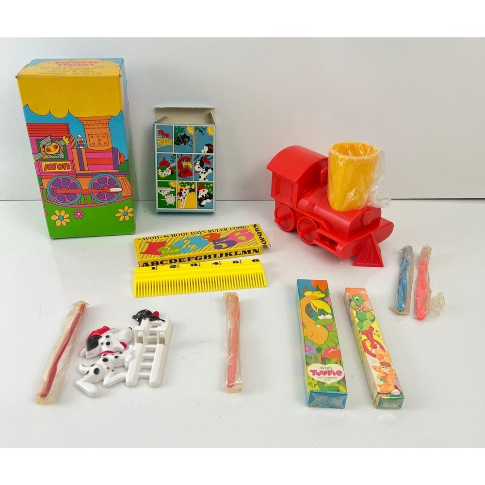 Vintage Avon Toofie Train Toothbrushes Brush Holders Cup and Comb